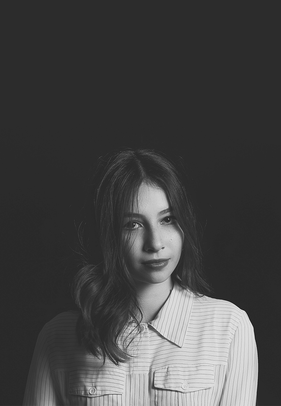 Flash vs LED Lighting for Portraiture Photography