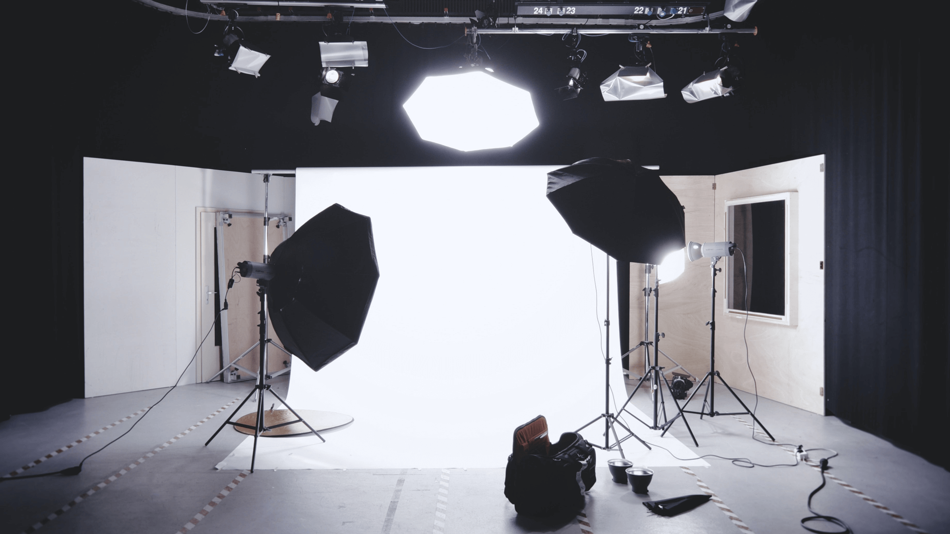 A Beginner's Guide to Lighting Control Equipment - EssentialPhoto & Video