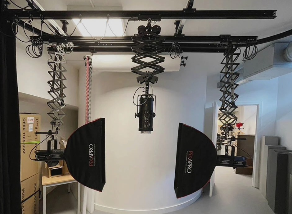 Should I get a Pantograph Studio Ceiling Rail System EssentialPhoto