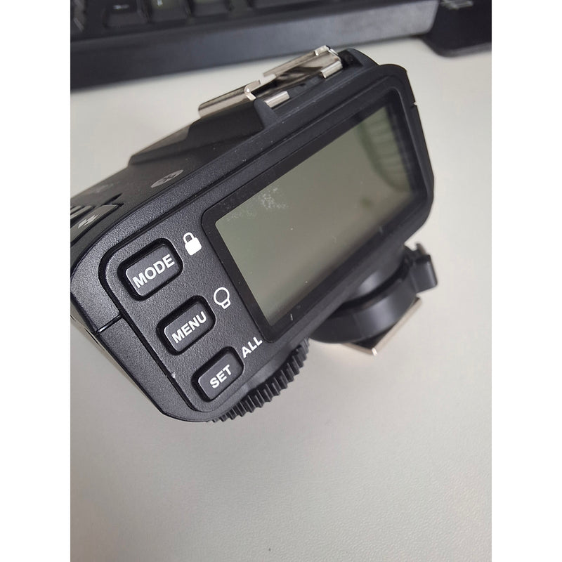 PRO ST-III Plus 2.4GHz TTL Flash Trigger - Fuji Marks on Screen