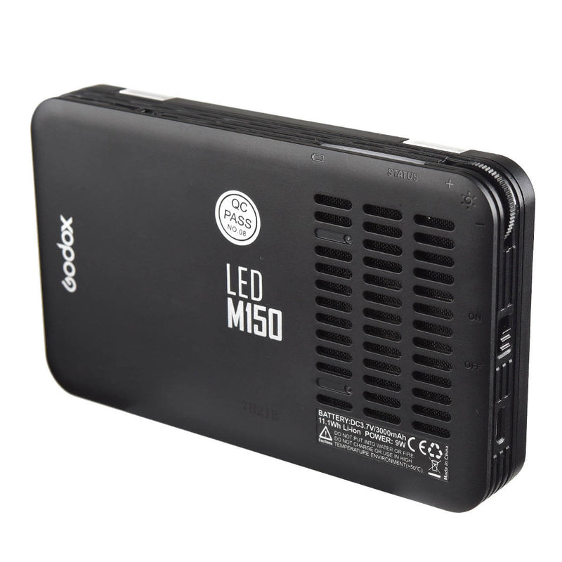 LEDM150 6W 5600K On-Camera Smartphone Video Light